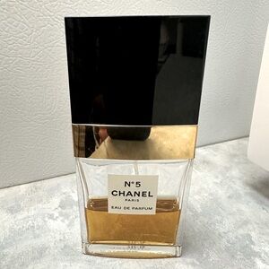 Authentic No. 5 EAU DE PERFUM Spray.
